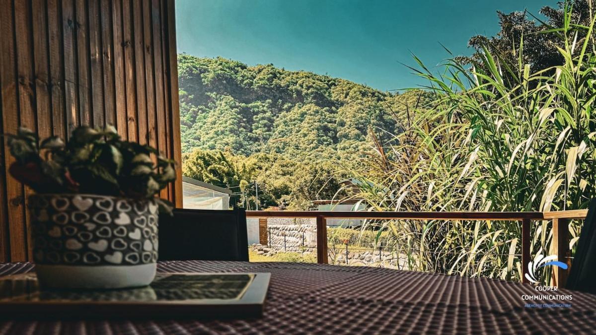 Chalet Tikaz Sandjo Entre-Deux Ngoại thất bức ảnh