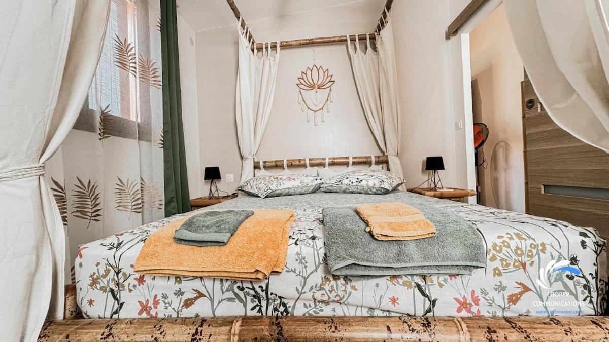 Chalet Tikaz Sandjo Entre-Deux Ngoại thất bức ảnh